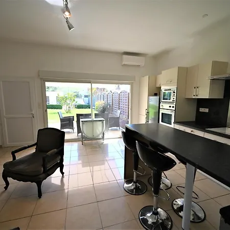 T2 Du Ruisseau Apartament *