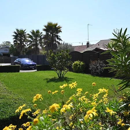 T2 Du Ruisseau Apartament